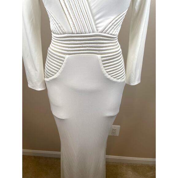 Zhivago Go On Your Own Way Long Sleeve Cutout White Maxi Gown Size 4 - Picture 7 of 11